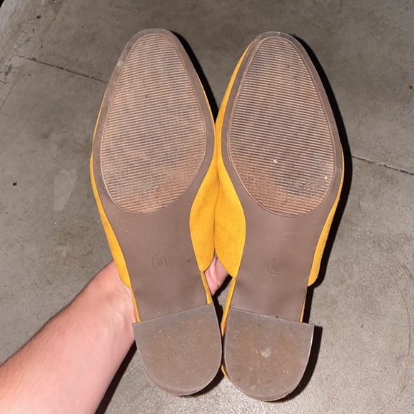 Universal Thread Mules - Picture 4 of 4